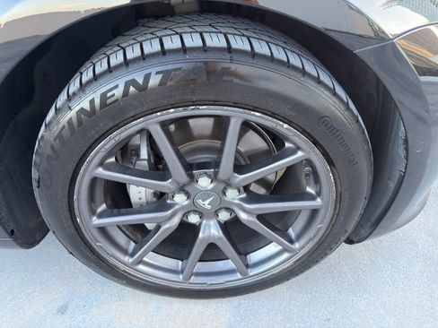 Used 2018 Tesla Model 3 Long Range RWD image 28
