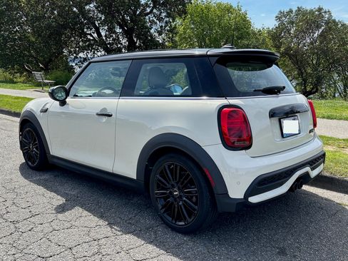 Used 2022 MINI Cooper S image 5
