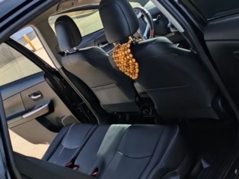 Used 2015 Toyota Prius V Four image 16