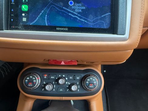 Used 2013 Ferrari California RWD image 21