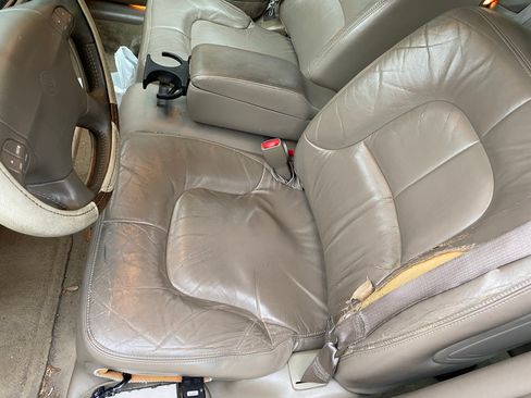 Used 2001 Buick Park Avenue w/ Prestige Pkg image 23