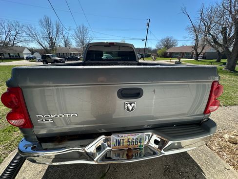Used 2006 Dodge Dakota SLT image 5