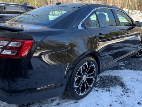 Used 2015 Ford Taurus SHO w/ Equipment Group 401A image 6