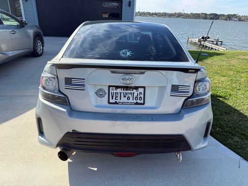 Used 2014 Scion tC 10 Series image 6