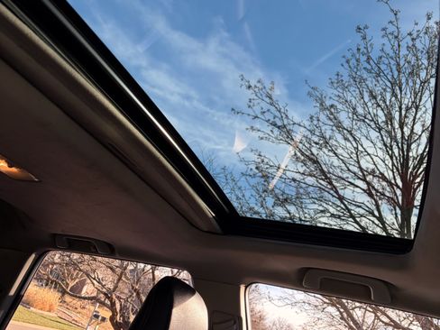 Used 2018 Toyota 4Runner Limited image 2