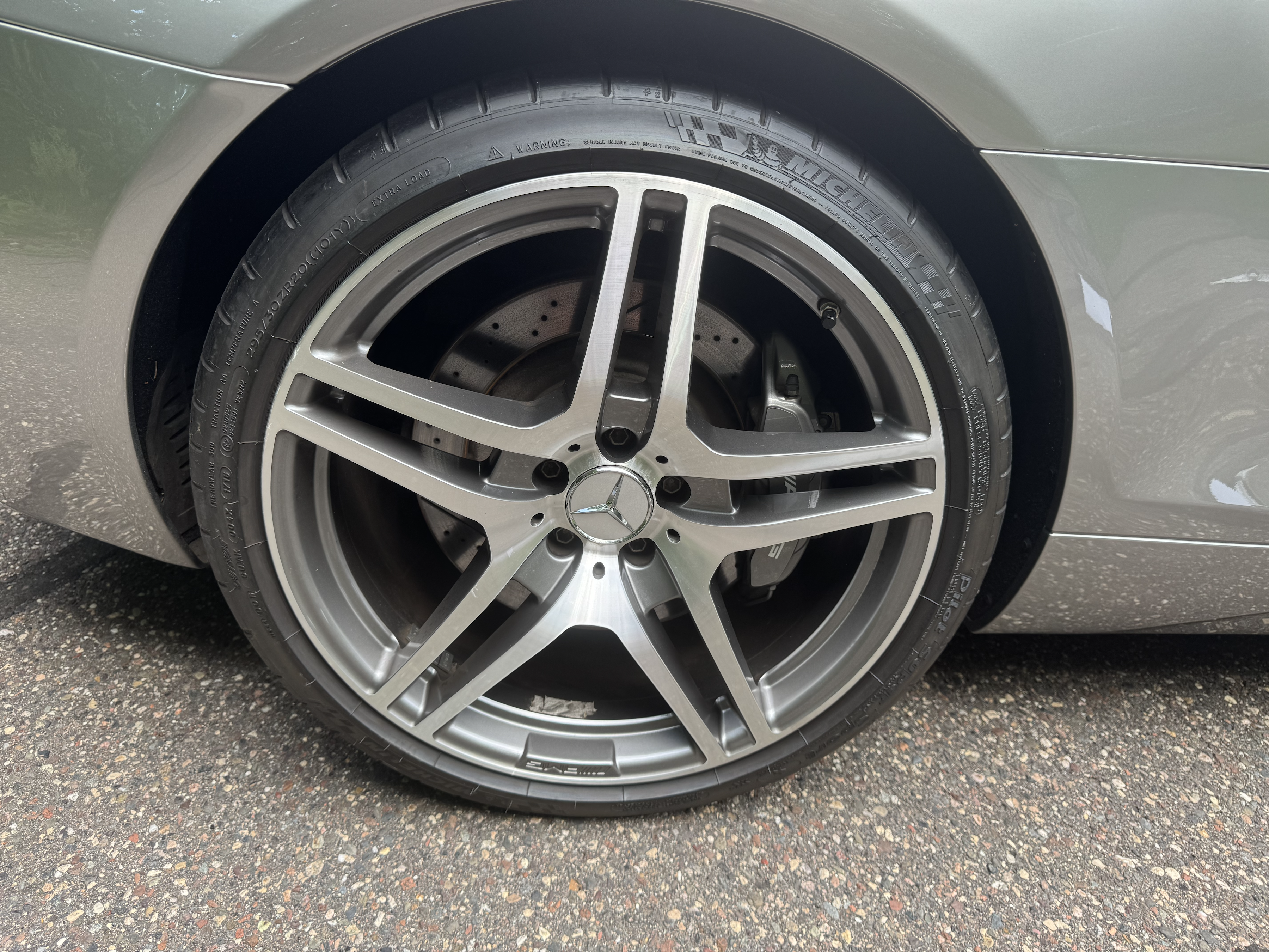 Used 2012 Mercedes-Benz SLS AMG Coupe image 21