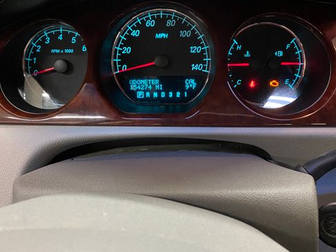 Used 2006 Buick Lucerne CXL w/ Luxury Package image 6