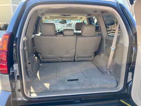 Used 2003 Lexus GX 470 image 9
