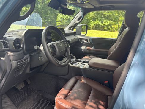 Used 2025 Toyota Land Cruiser w/ Premium Package AWD/4WD image 4