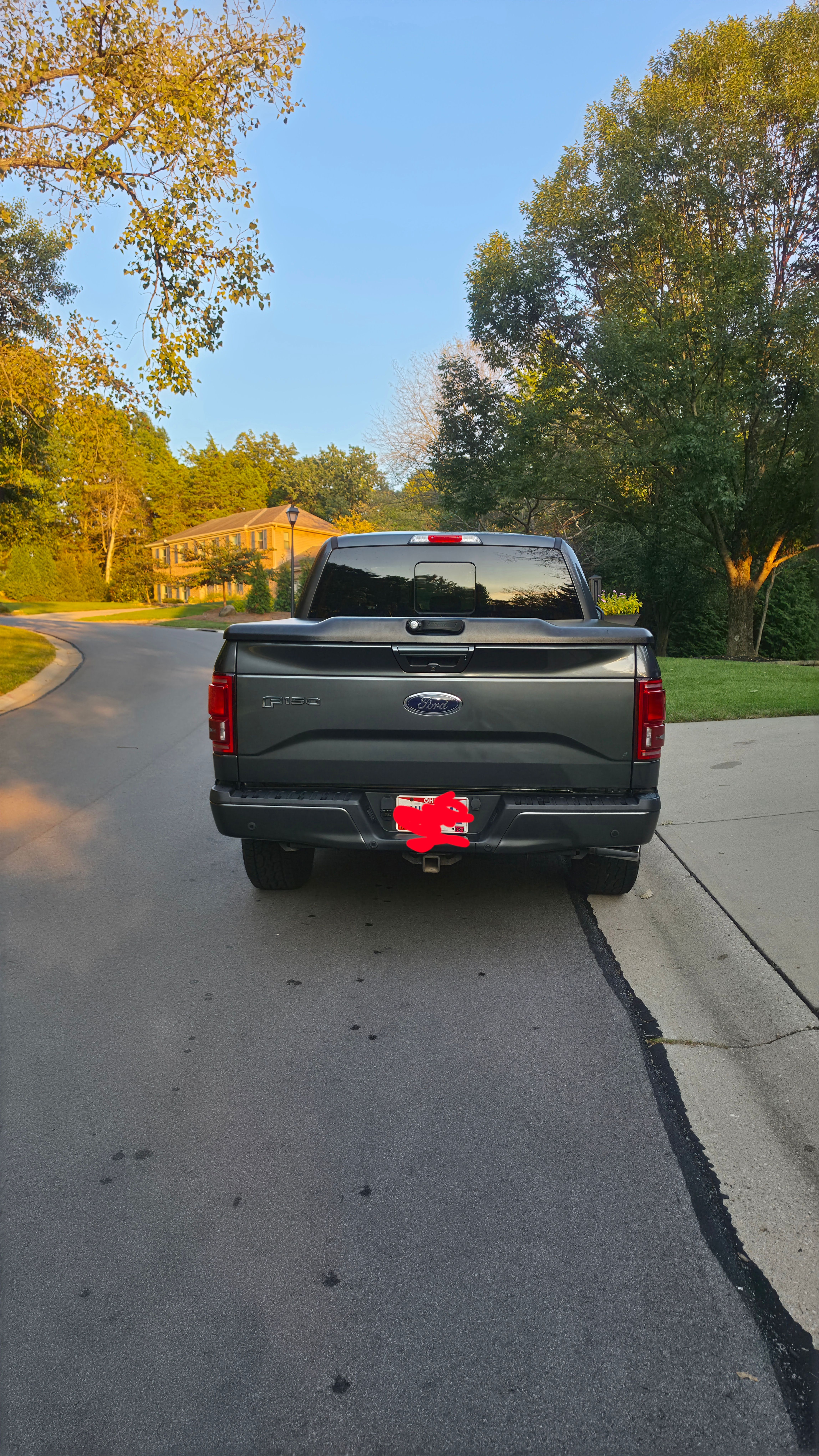 Used 2016 Ford F150 Lariat w/ Equipment Group 502A Luxury AWD/4WD image 8
