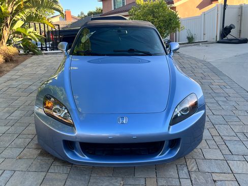 Used 2005 Honda S2000 image 1