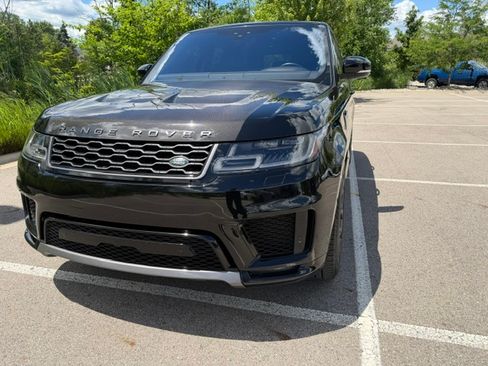 Used 2020 Land Rover Range Rover Sport HSE AWD/4WD image 2