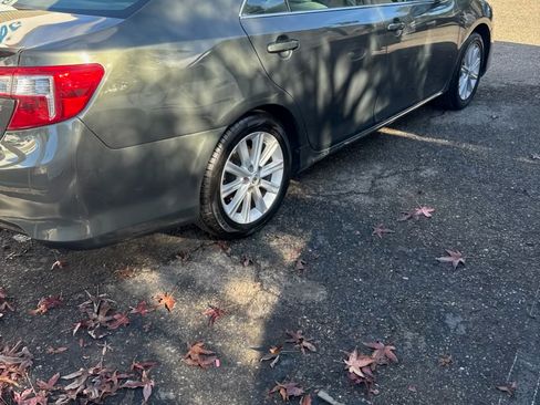Used 2012 Toyota Camry XLE image 4