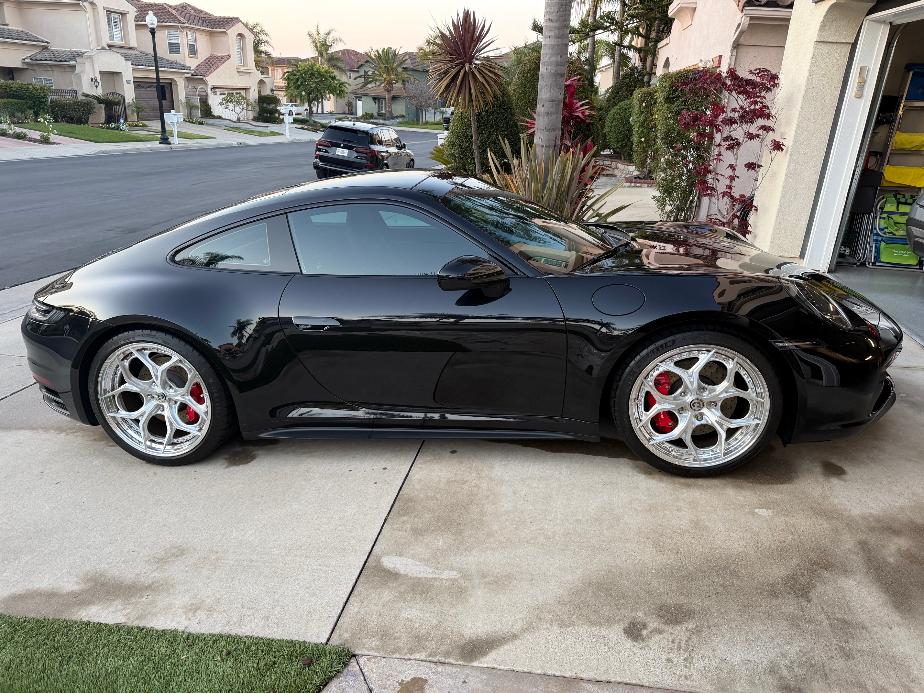 Used 2020 Porsche 911 Carrera S RWD image 2