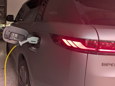 Used 2024 Land Rover Range Rover Sport Autobiography image 6