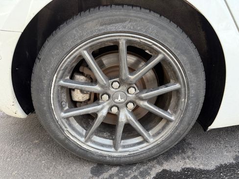 Used 2019 Tesla Model 3 Long Range image 19