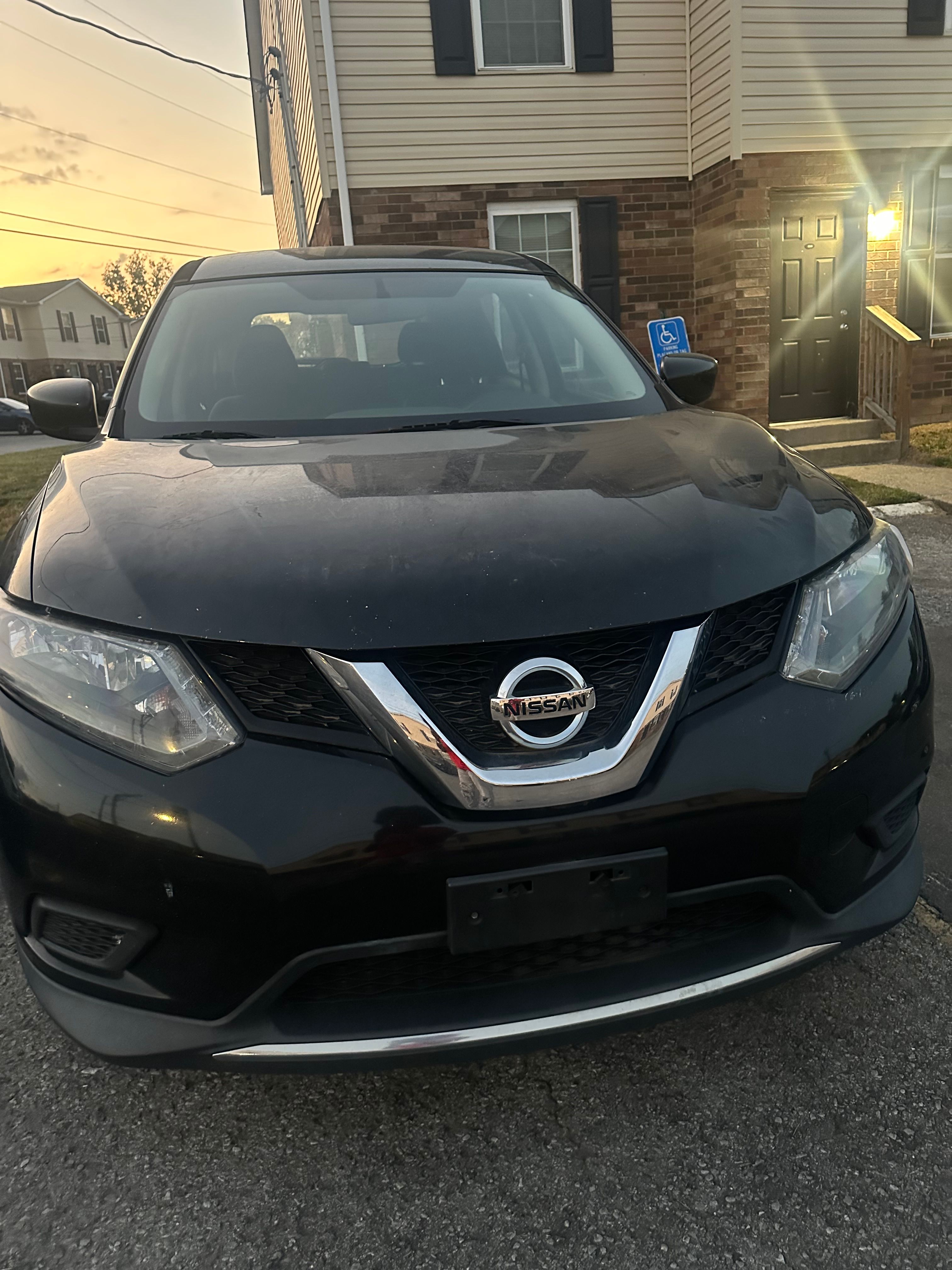 Used 2016 Nissan Rogue S AWD/4WD image 4