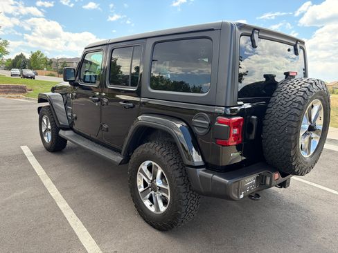 Used 2021 Jeep Wrangler Unlimited Sahara AWD/4WD image 4