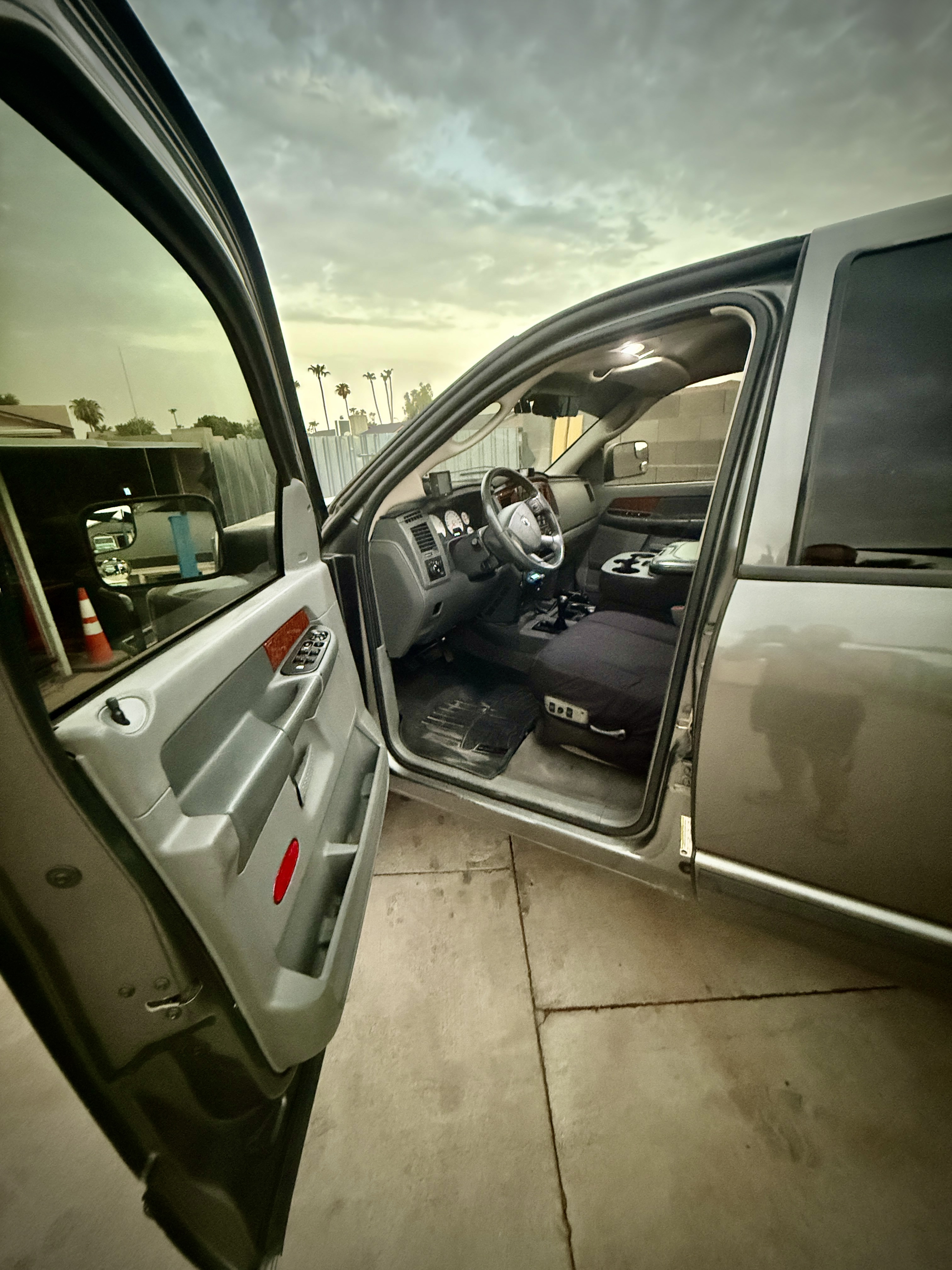 Used 2006 Dodge Ram 2500 Truck SLT w/ Quad Cab Big Horn Value Group AWD/4WD image 11