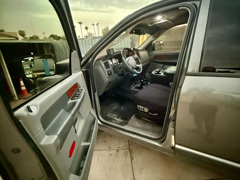 Used 2006 Dodge Ram 2500 Truck SLT w/ Quad Cab Big Horn Value Group AWD/4WD image 12