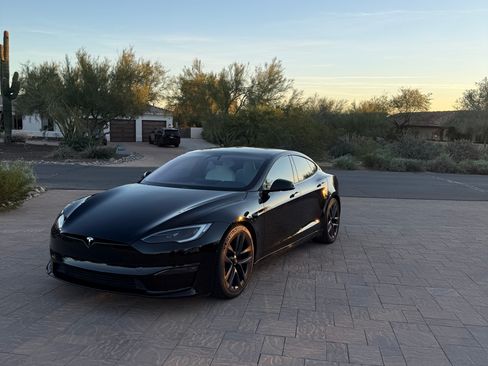 Used 2022 Tesla Model S Standard Range image 9