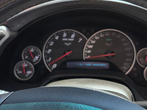 Used 2007 Chevrolet Corvette Convertible w/ Preferred Equipment Group RWD image 18