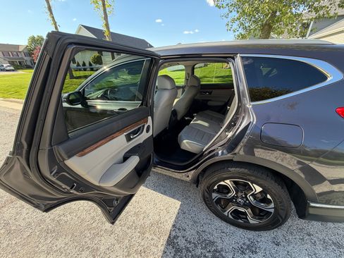 Used 2017 Honda CR-V Touring image 16