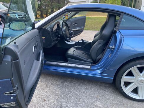 Used 2005 Chrysler Crossfire Limited image 12