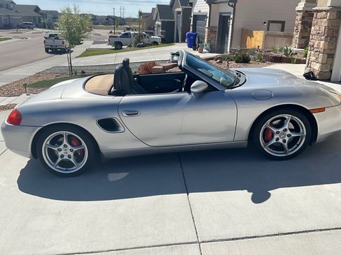 Used 2002 Porsche Boxster S RWD image 2