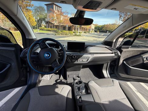 Used 2021 BMW i3 s image 8