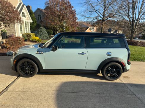 Used 2014 MINI Cooper Clubman S image 2