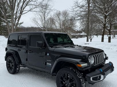 Used 2024 Jeep Wrangler Unlimited Sahara w/ Safety Group