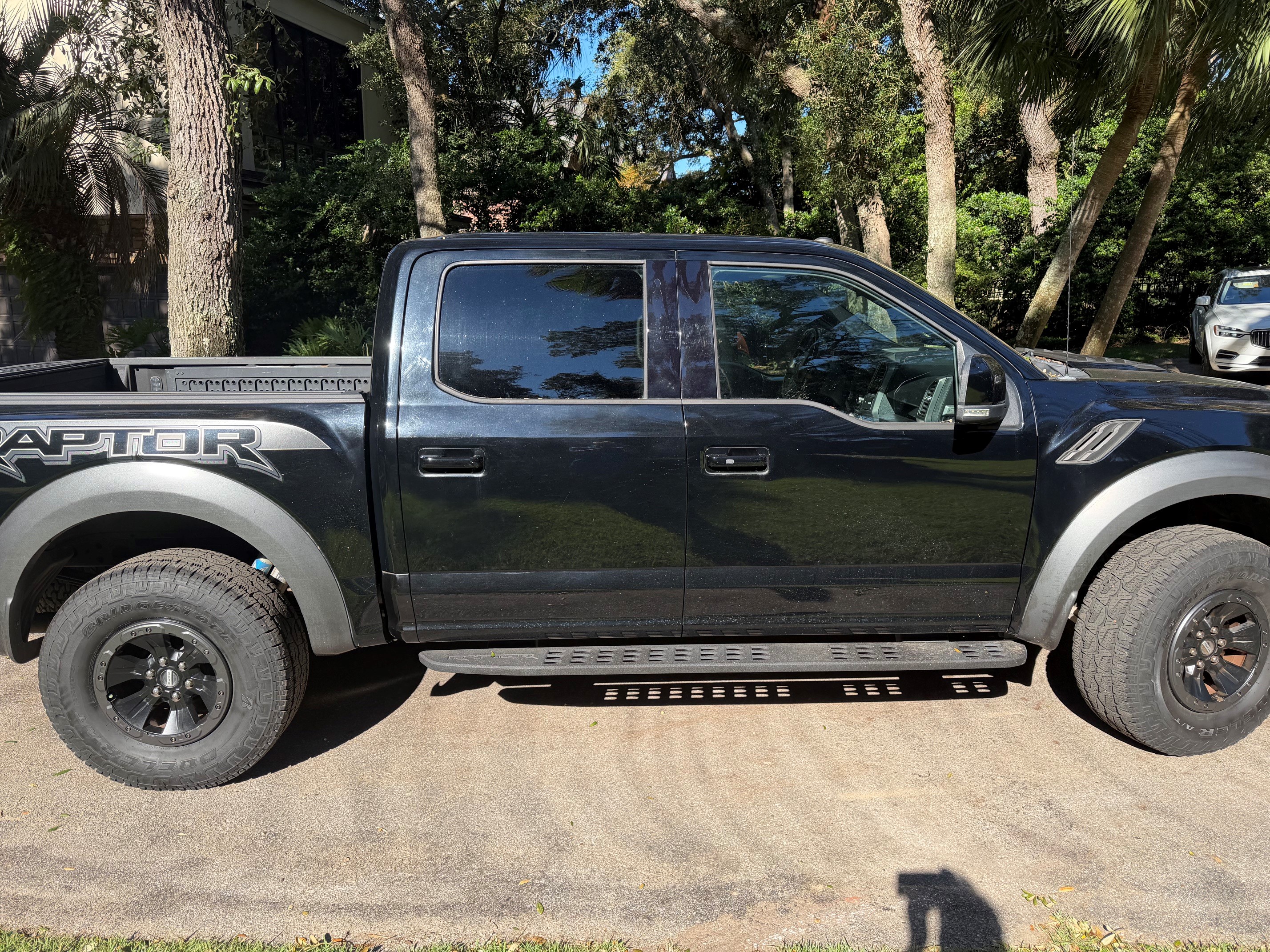 Used 2018 Ford F150 Raptor w/ Equipment Group 802A Luxury AWD/4WD image 5