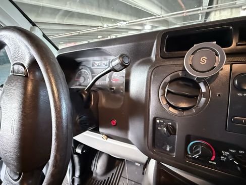 Used 2013 Ford E-150 and Econoline 150 w/ PWR Group image 12