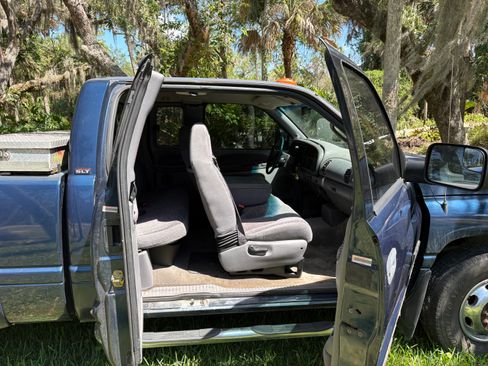 Used 2002 Dodge Ram 3500 Truck 2WD Quad Cab image 16
