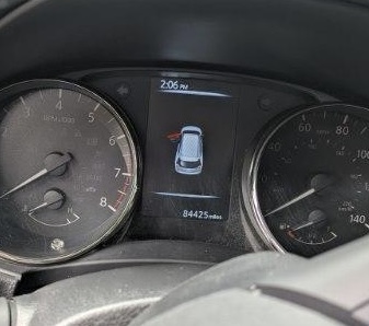 Used 2017 Nissan Rogue SV AWD/4WD image 9