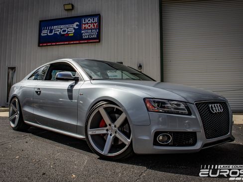 Used 2010 Audi A5 2.0T Premium image 23