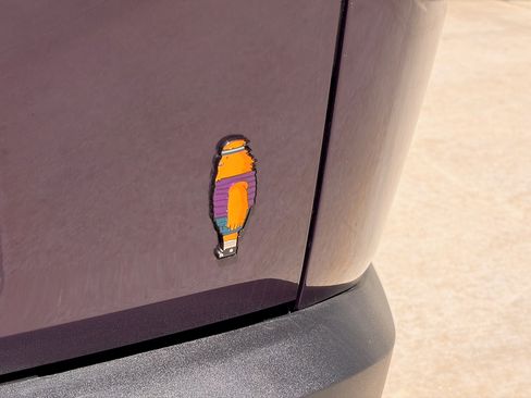 Used 2026 Rivian R1S Premium image 9