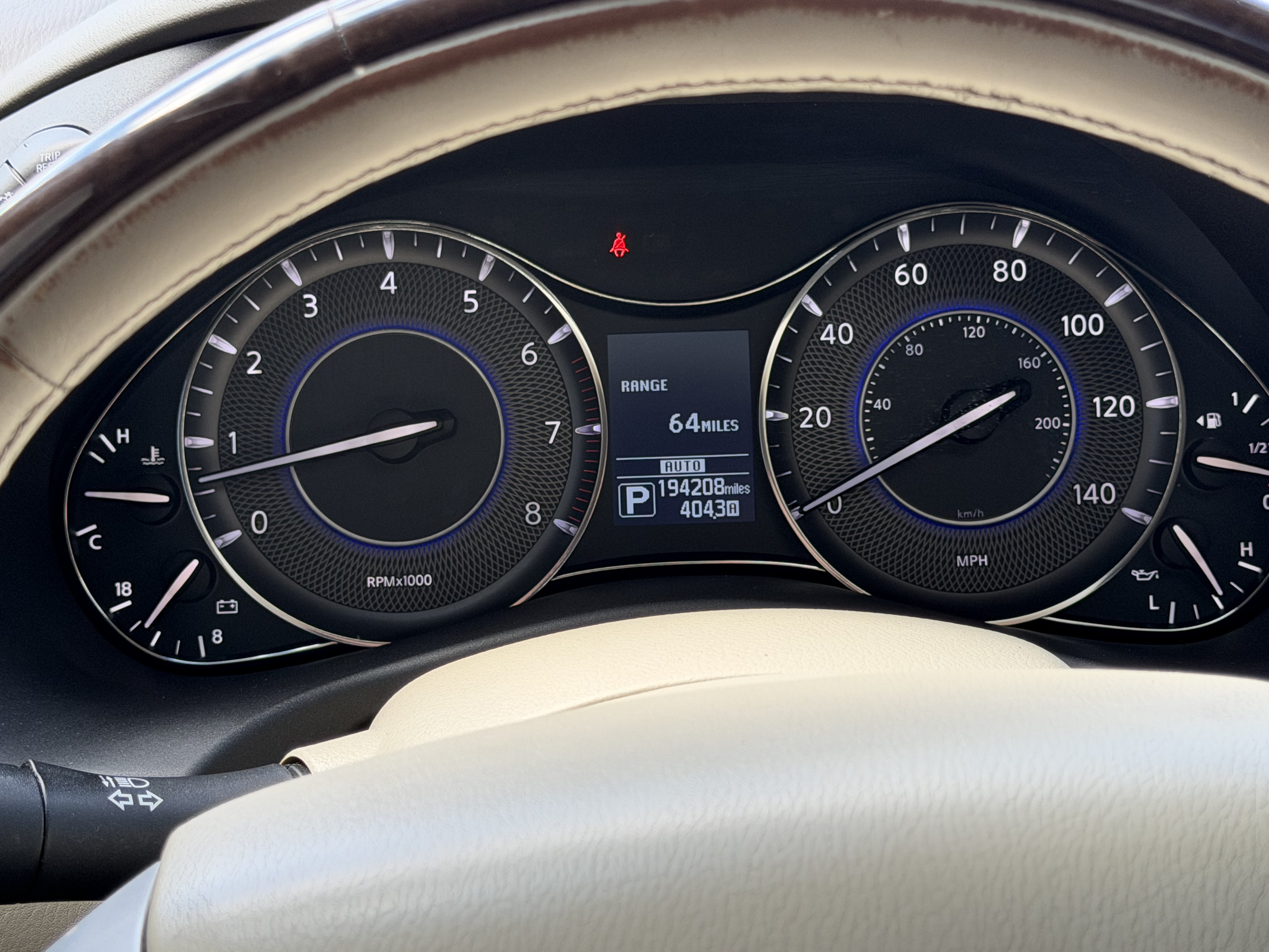 Used 2015 INFINITI QX80 4WD w/ Theater Package image 9