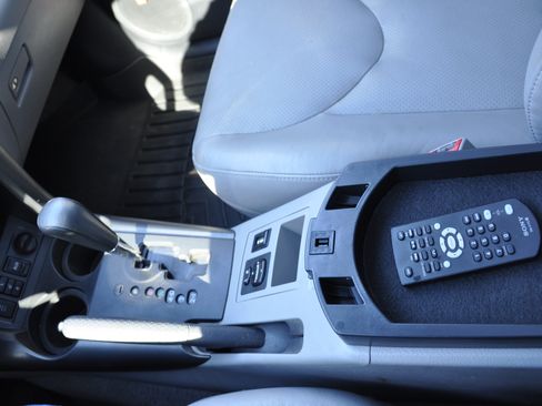 Used 2011 Toyota RAV4 Limited image 27