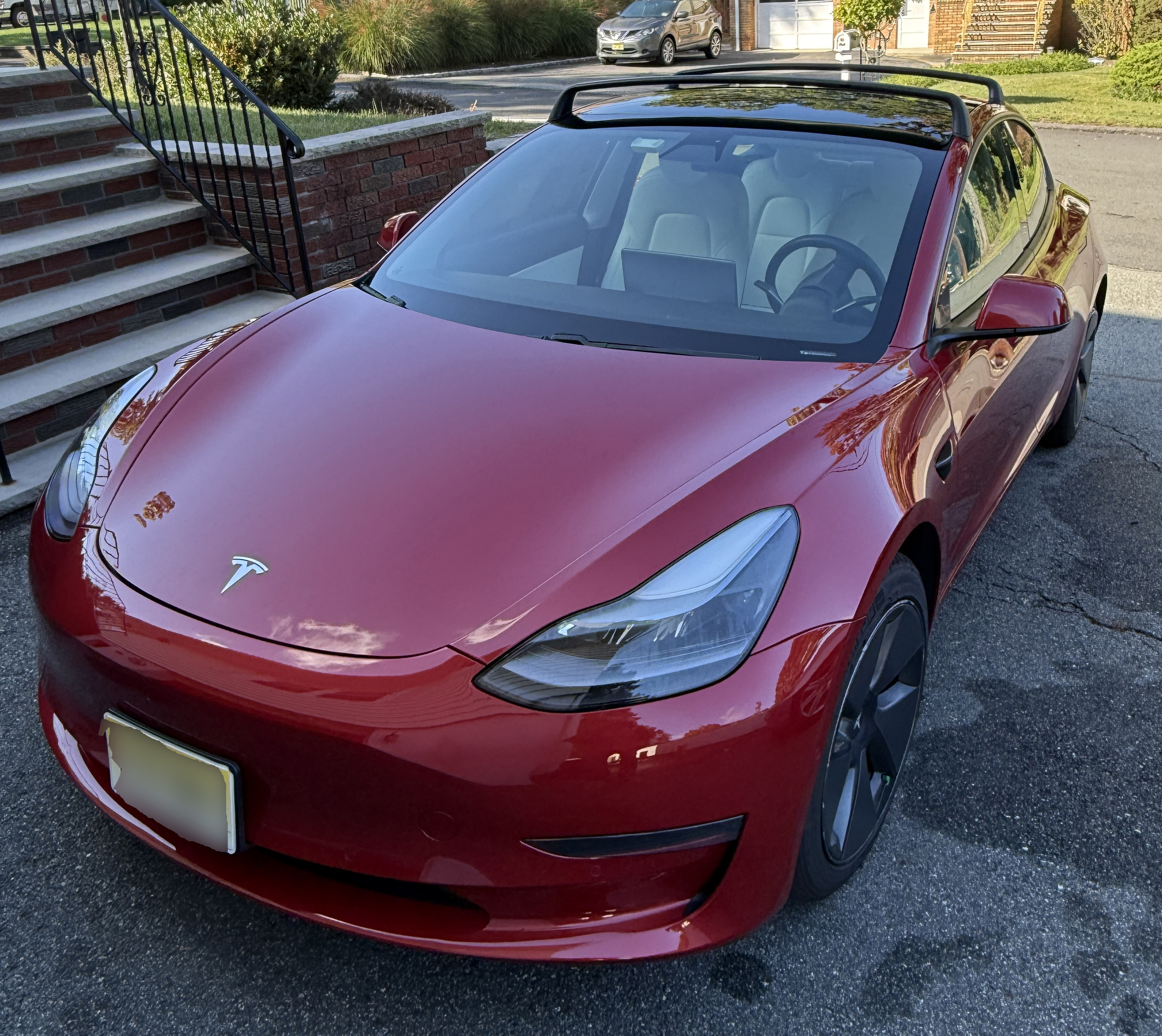 Used 2021 Tesla Model 3 Standard Range Plus RWD image 1