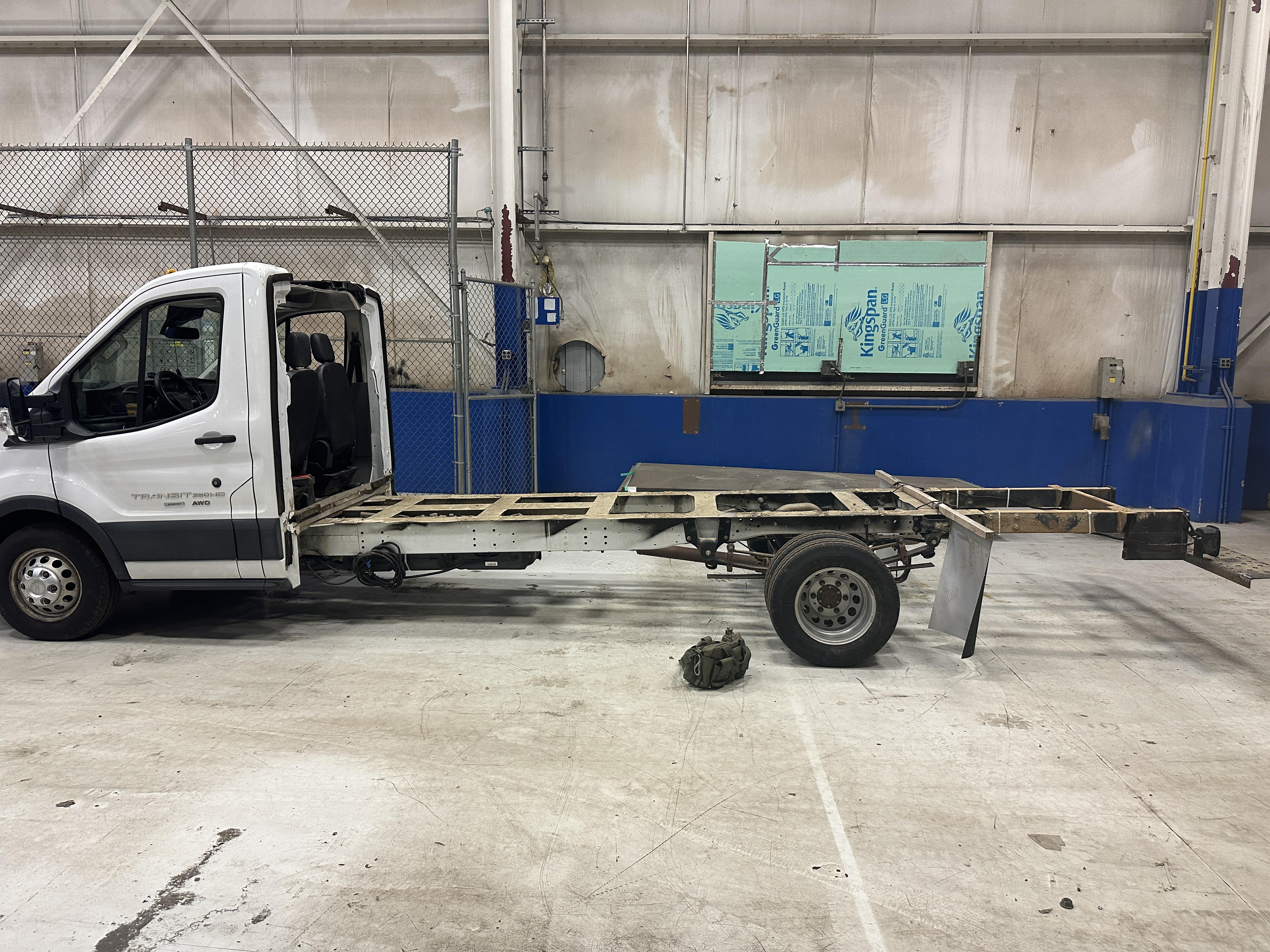 Used 2022 Ford Transit 350 DRW AWD w/ Exterior Upgrade Package image 5