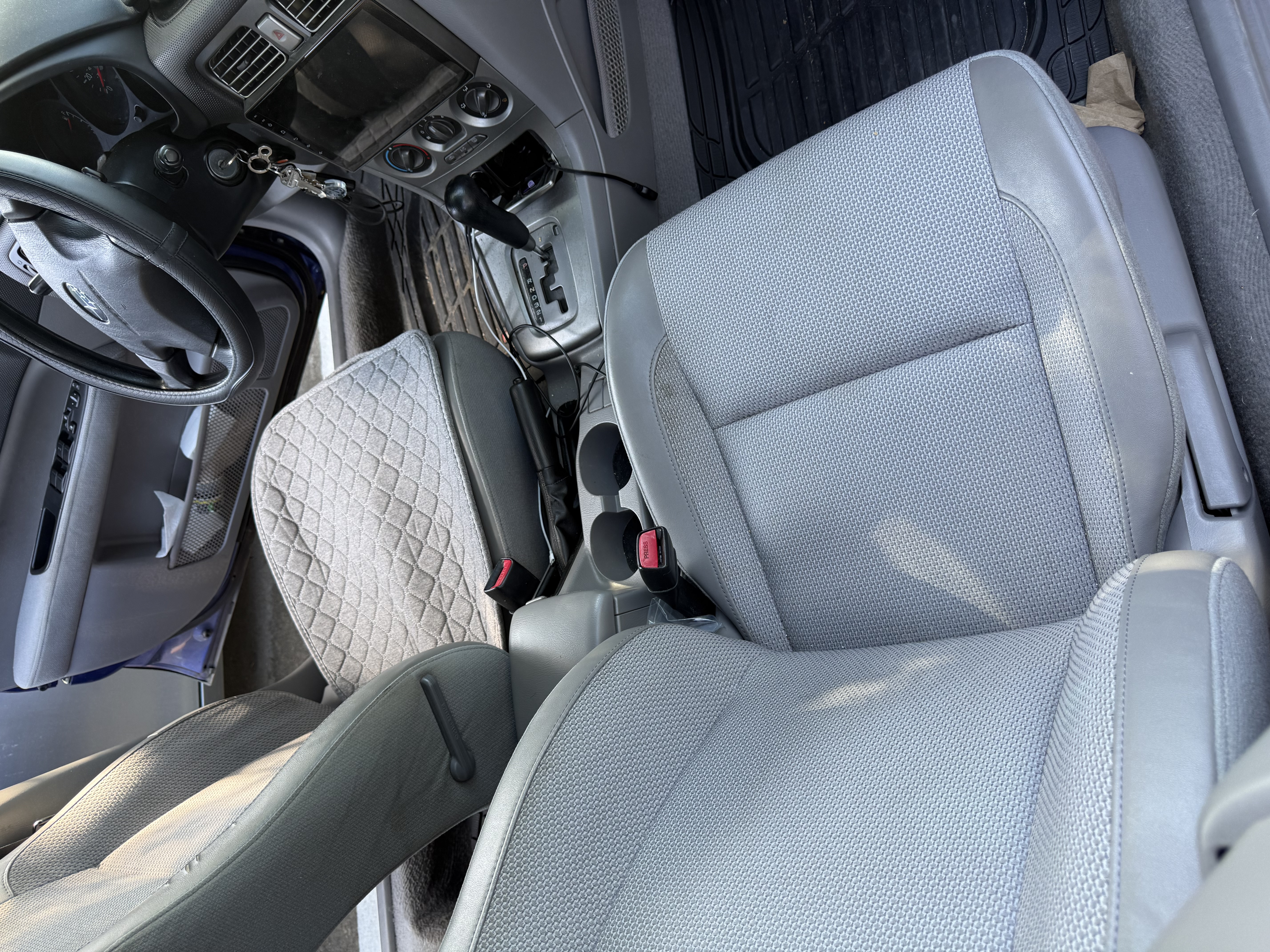 Used 2004 Subaru Forester 2.5X AWD/4WD image 6