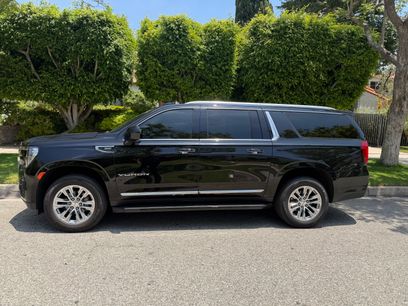 Used 2023 GMC Yukon XL SLT