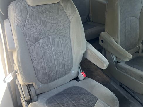 Used 2015 Buick Enclave Convenience FWD image 23