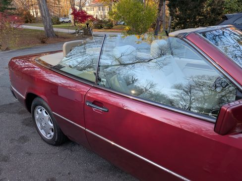 Used 1993 Mercedes-Benz 300 CE Convertible image 6