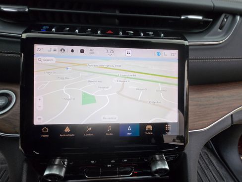 Used 2023 Jeep Grand Cherokee Summit w/ Advanced Protech Group IV image 21