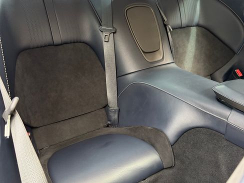 Used 2019 Aston Martin DB11 AMR image 10