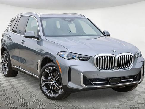 Used 2025 BMW X5 sDrive40i w/ Premium Package RWD image 1