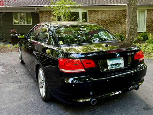 Used 2007 BMW 335i Convertible RWD image 4